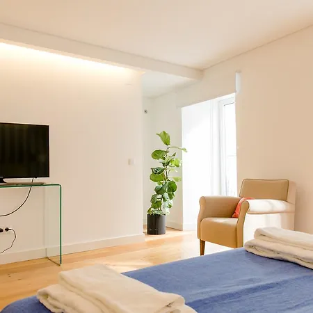 Loving Chiado Lisboa